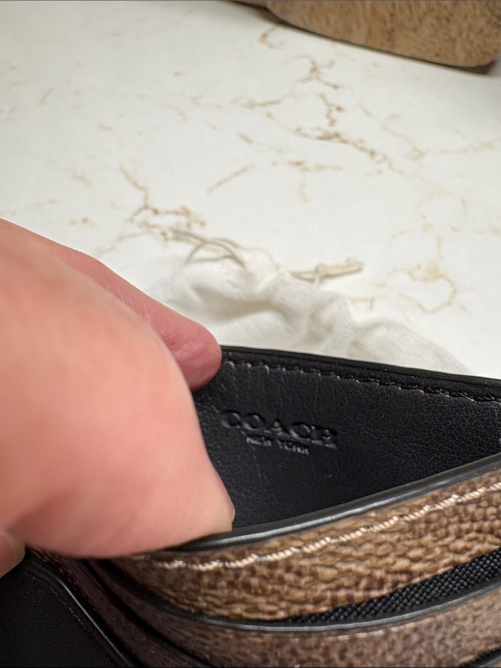 Coach Brown Leather Card Holder Unisex - Picture 6 of 6